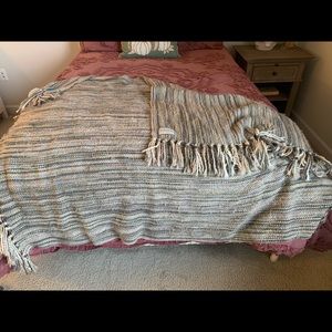 Altard State Throw Blanket